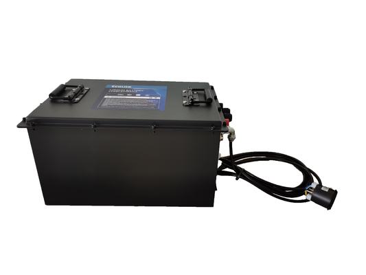بطارية ليثيوم أيون PO4 عالية الأداء 51.2V 105Ah للجولف والعربات المفيدة
